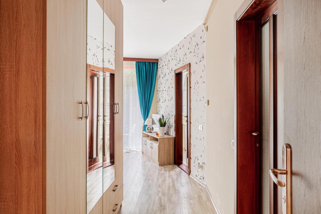 Ari Blue Apartment Ared In Kaufland Complex Arad Ngoại thất bức ảnh